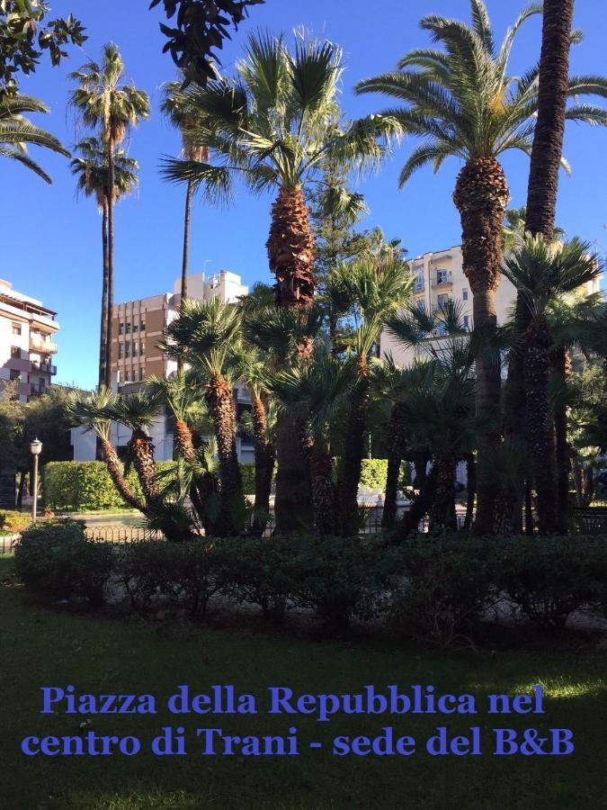 B&B Donna Porzia Трани Экстерьер фото
