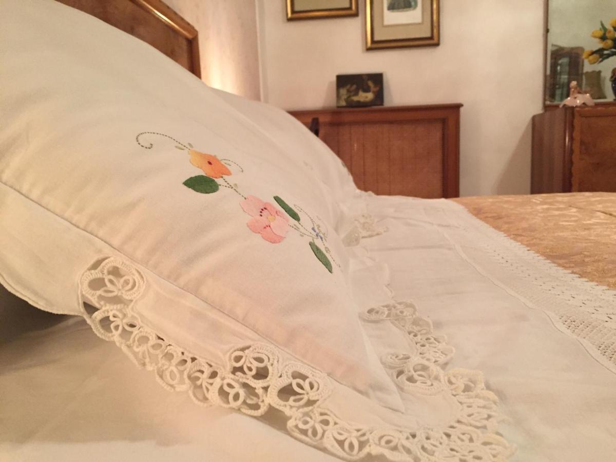 B&B Donna Porzia Трани Экстерьер фото